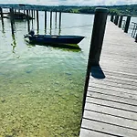 Lakefront View Entire With 2 Bedrooms, 2 Full Bathrooms & Balcony Waterview Apartman Reichenau