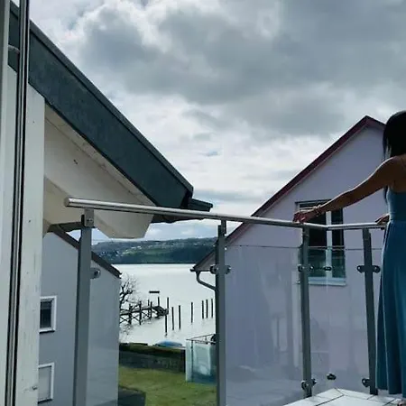 Apartamento Lakefront View Entire With 2 Bedrooms, 2 Full Bathrooms & Balcony Waterview