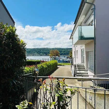 Lakefront View Entire With 2 Bedrooms, 2 Full Bathrooms & Balcony Waterview Reichenau